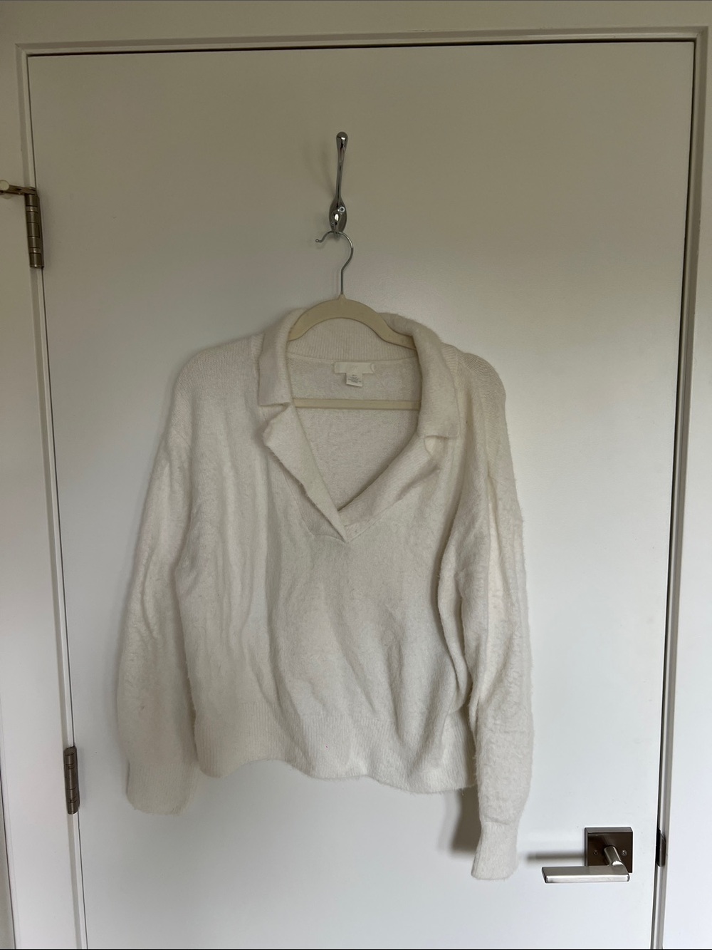 H&M Cream V-Neck Collared Knit Sweater